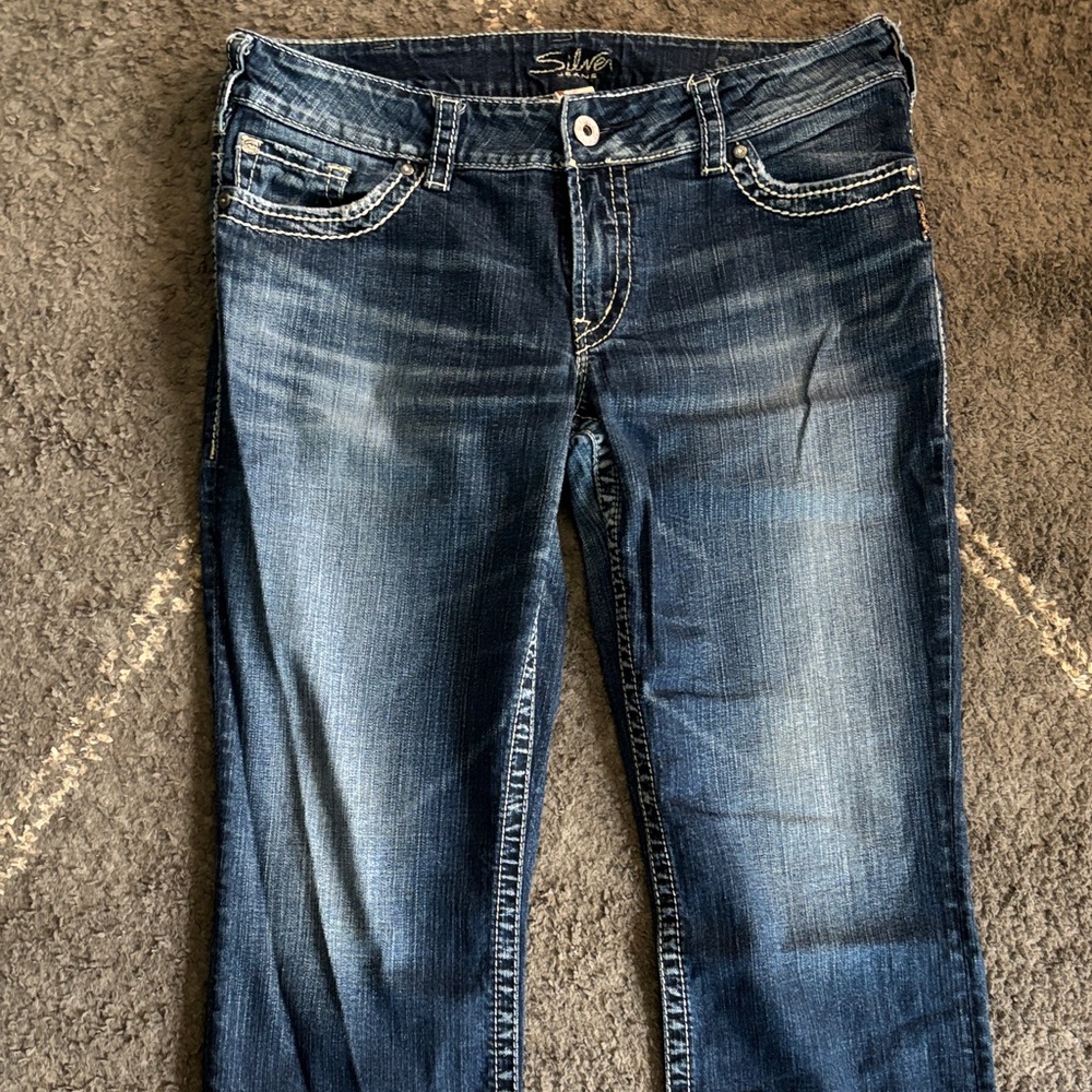 Silver Jeans Women's Dark Blue capris